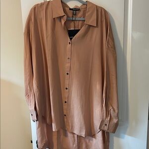 Oversized Button-Down Shirt in Warm Tan/Peach